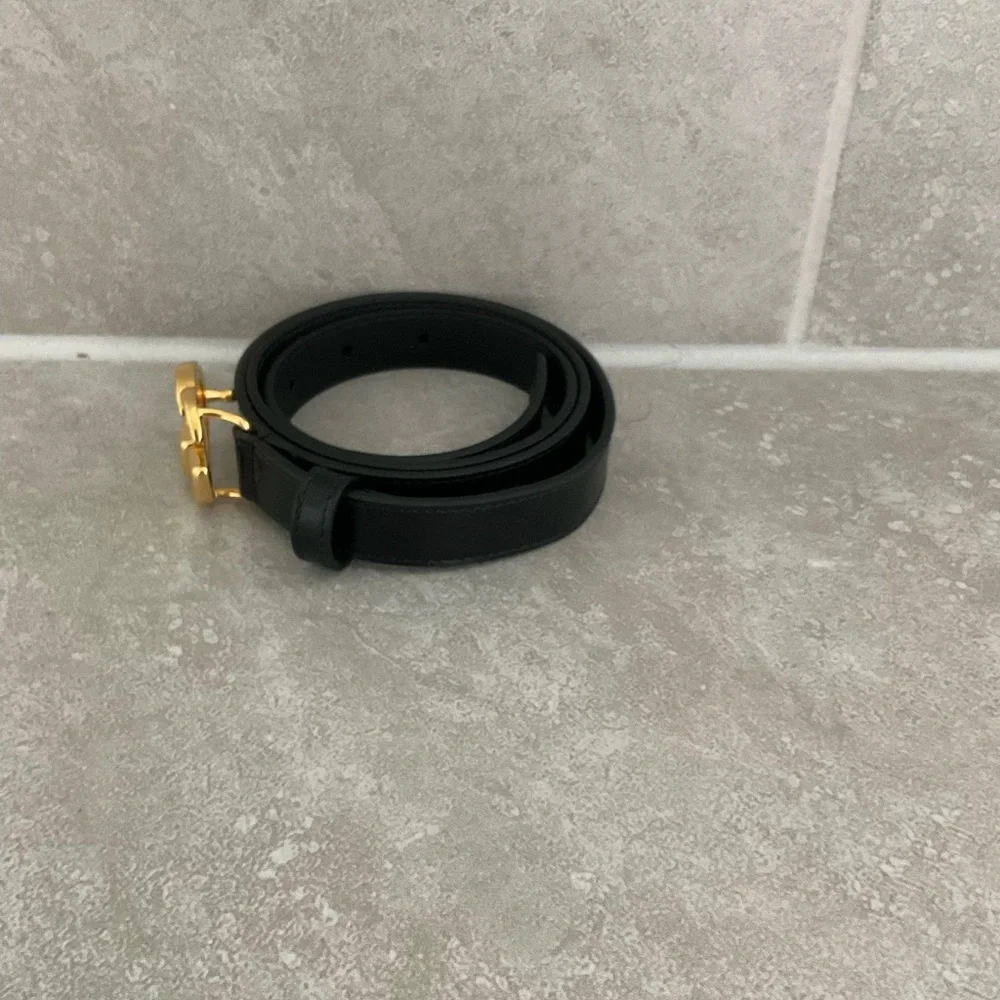 Gucci Woman’s Black Belt - Picture 4 of 5